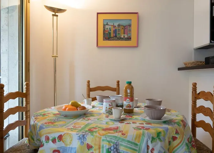 Les Princes-2 By Interhome * דוביל